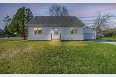 1015 Meadow Street, Watertown, WI 53094 - Photo 1