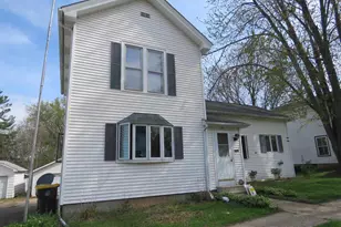 169 W Moore St, Berlin, WI 54923 - Photo 1