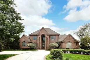 3455 Horseshoe Bend Ct, Brookfield, WI 53045 - Photo 1
