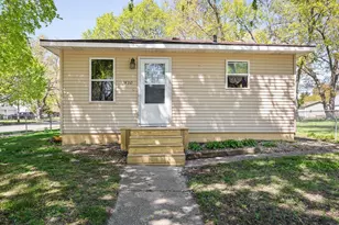 1450 S Willard Ave, Janesville, WI 53546 - Photo 1