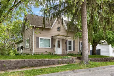 109 1st Avenue, Baraboo, WI 53913 - Photo 1