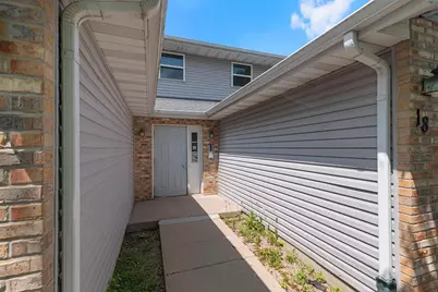 18 Northridge Terrace, Madison, WI 53704 - Photo 1