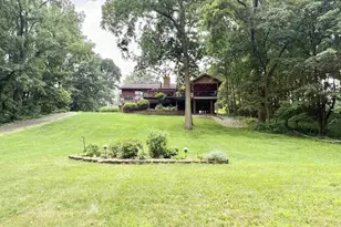 2511 S Natures Ridge Rd, Beloit, WI 53511 - Photo 1