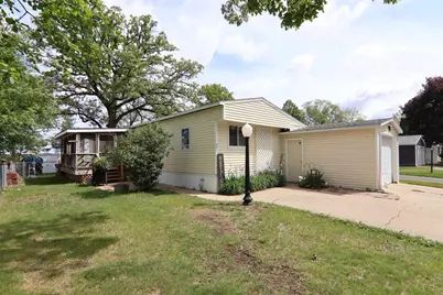 84 Falling Creek Circle, Janesville, WI 53548 - Photo 1