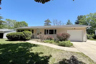 425 Mineau Pkwy, Madison, WI 53711 - Photo 1