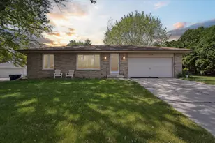 551 N Crosby Ave, Janesville, WI 53548 - Photo 1