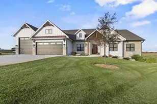 2994 Curtis Ct, Sun Prairie, WI 53590 - Photo 1