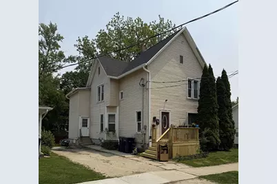 331 S Academy Street, Janesville, WI 53548 - Photo 1