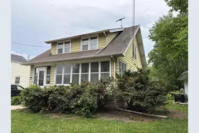 121 Kaukauna Street, Menasha, WI 54952 - Photo 1