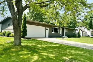 1313 Sheri Ct, Tomah, WI 54660 - Photo 1