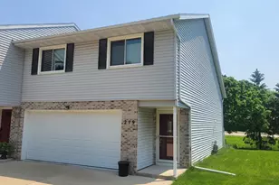 219 Broadway Dr, Sun Prairie, WI 53590 - Photo 1