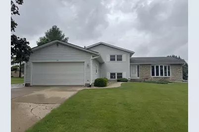137 24th Avenue, Monroe, WI 53566 - Photo 1