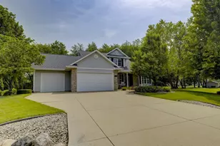 6276 Templeton Terrace, Sun Prairie, WI 53590 - Photo 1