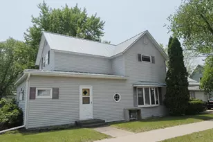 55 Barry St, Montello, WI 53949 - Photo 1