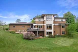 2201 Town Hall Rd, Mount Horeb, WI 53572 - Photo 1