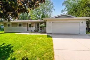 107 Moorland Dr, Markesan, WI 53946 - Photo 1