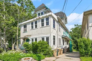 1049 E Johnson St, Madison, WI 53703 - Photo 1