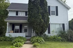 404 Prairie St, Mauston, WI 53948 - Photo 1