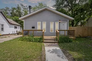 115 Moore St, Beloit, WI 53511 - Photo 1