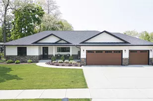 3717 White Pine Dr, Janesville, WI 53545 - Photo 1