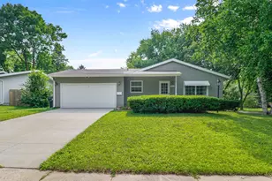 1602 Golden Oak Ln, Madison, WI 53711 - Photo 1