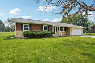 N6454 Harold St, Lake Mills, WI 53551 - Photo 1