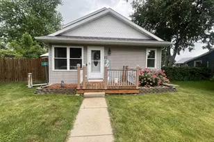 22 Sweet Briar Ln, Cambridge, WI 53523 - Photo 1