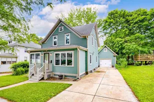 533 Jackson St, Fort Atkinson, WI 53538 - Photo 1