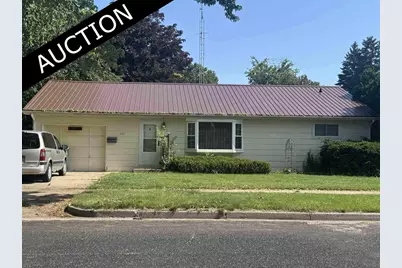 1037 Seymour Street, Reedsburg, WI 53959 - Photo 1