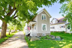 317 N 3rd St, Fort Atkinson, WI 53538 - Photo 1