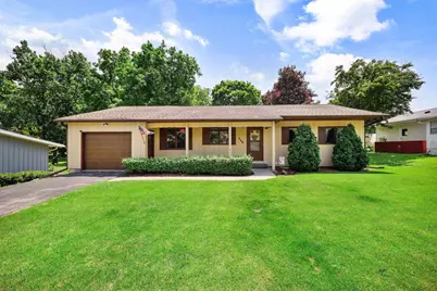 135 13th Avenue, Baraboo, WI 53913 - Photo 1