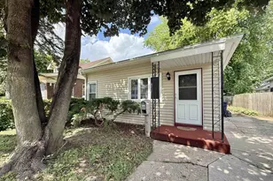 307 S Jackson St, Janesville, WI 53545 - Photo 1