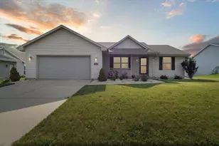 4617 Parkwood Dr, Milton, WI 53563 - Photo 1