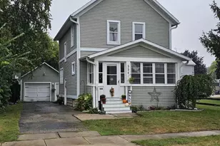 556 E Jefferson St, Waupun, WI 53963 - Photo 1