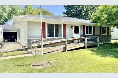 1330 Roosevelt Avenue, Janesville, WI 53546 - Photo 1