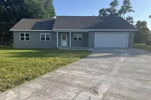 2404 Wild Rose Ct, Portage, WI 53901 - Photo 1