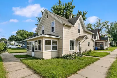 230 E Carroll Street, Portage, WI 53901 - Photo 1