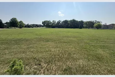 L2 S Chippendale Drive, Beloit, WI 53511 - Photo 1