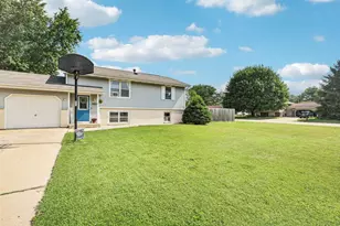 3323 Spruce St, Janesville, WI 53546 - Photo 1