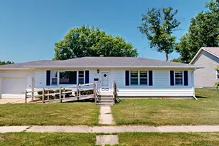 303 Memorial Dr, Fort Atkinson, WI 53538 - Photo 1