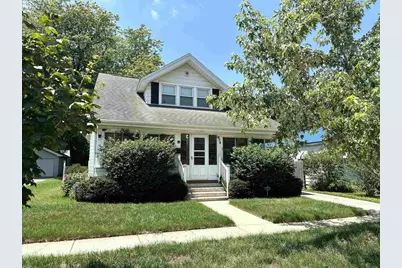 954 11th Street, Beloit, WI 53511 - Photo 1