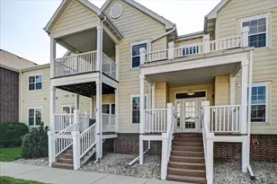 3027 Providence St, Sun Prairie, WI 53590 - Photo 1