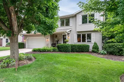 811 Devonshire Road, Stoughton, WI 53589 - Photo 1