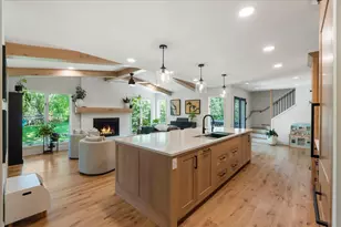 5 Hodgson Ct, Madison, WI 53717 - Photo 1