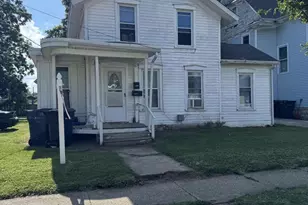 473 N Washington St, Janesville, WI 53548 - Photo 1