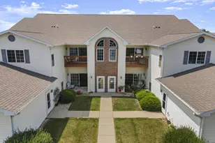 1604 Commonwealth Dr, Fort Atkinson, WI 53538 - Photo 1