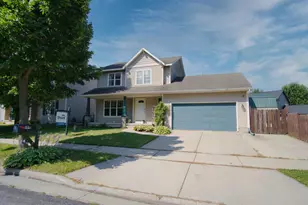 934 Tony Dr, Madison, WI 53704 - Photo 1