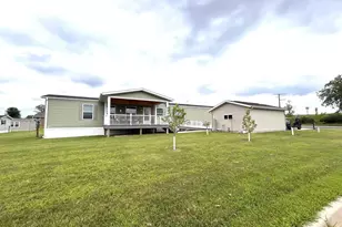 610 Vandervort St, Tomah, WI 54660 - Photo 1