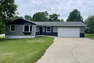 410 3rd St, Albany, WI 53502 - Photo 1