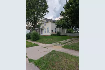 121 E Burns Street, Portage, WI 53901 - Photo 1